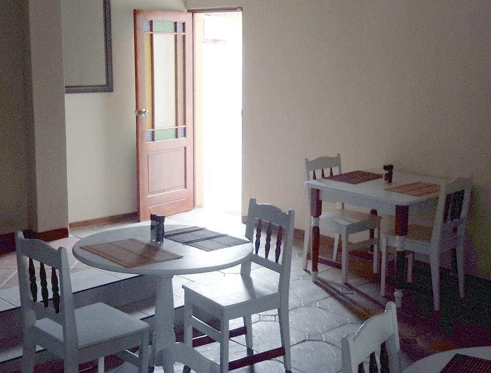 Amigos Bed & Breakfast - No Loadshedding 넬스프리트 외부 사진